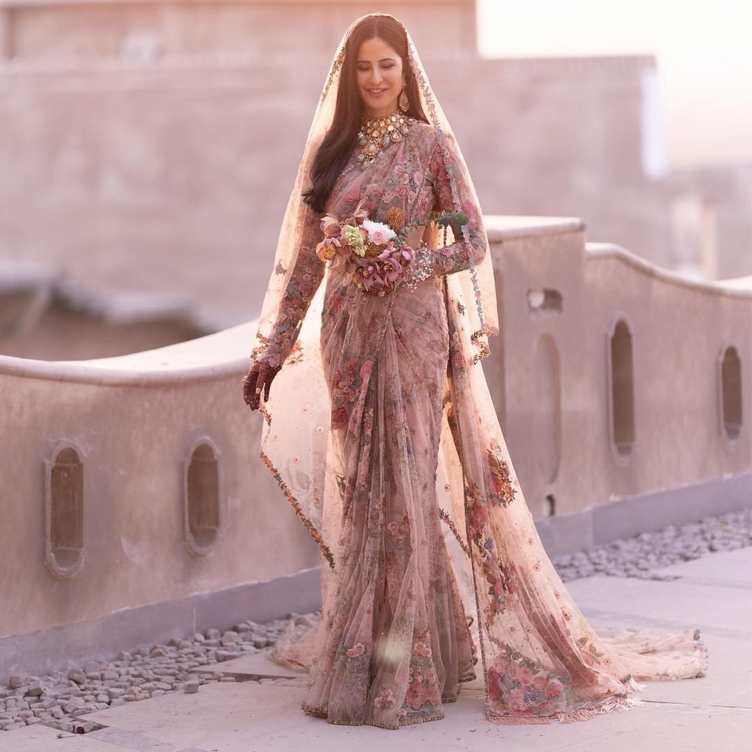 Sabyasachi outfits sales