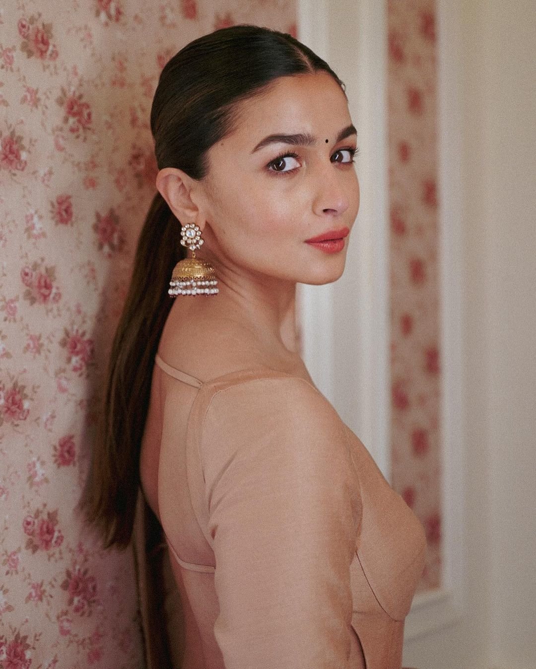 Alia shop bhatt jhumka