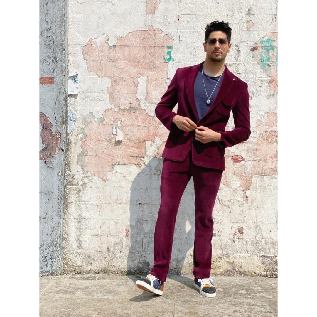 Bollywood on sale attire male