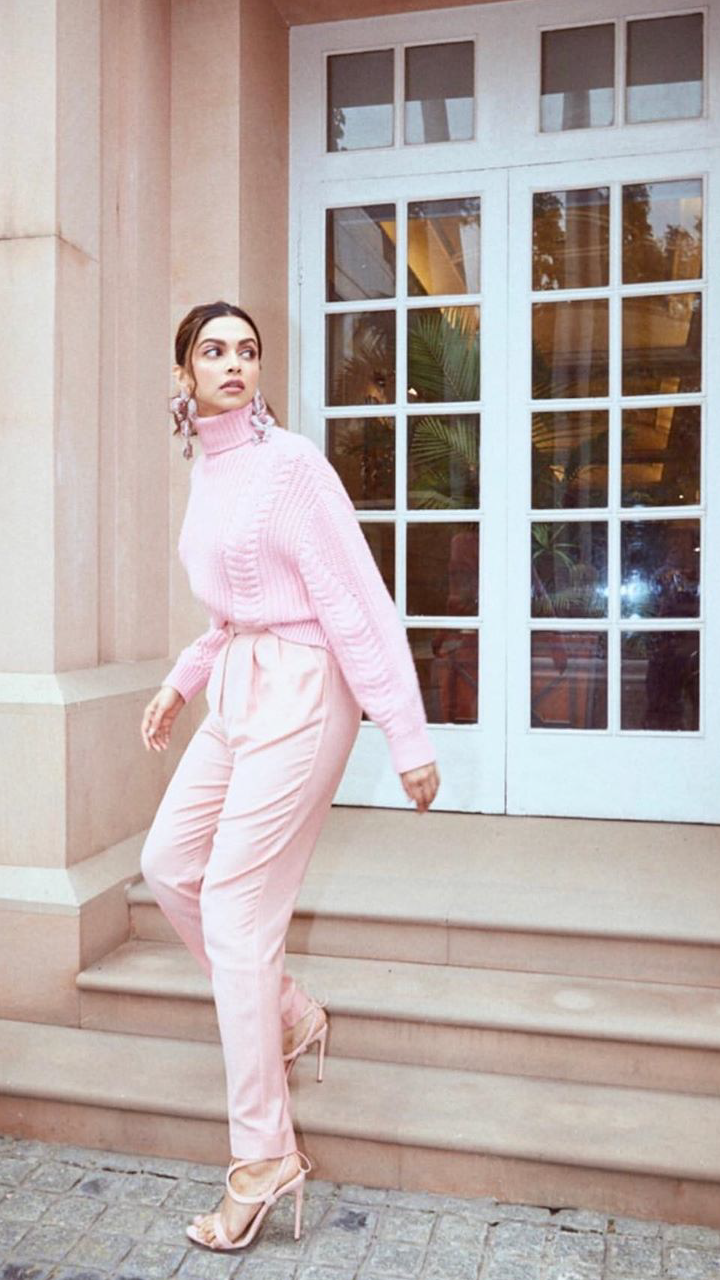 Pink monochrome outfit cheap
