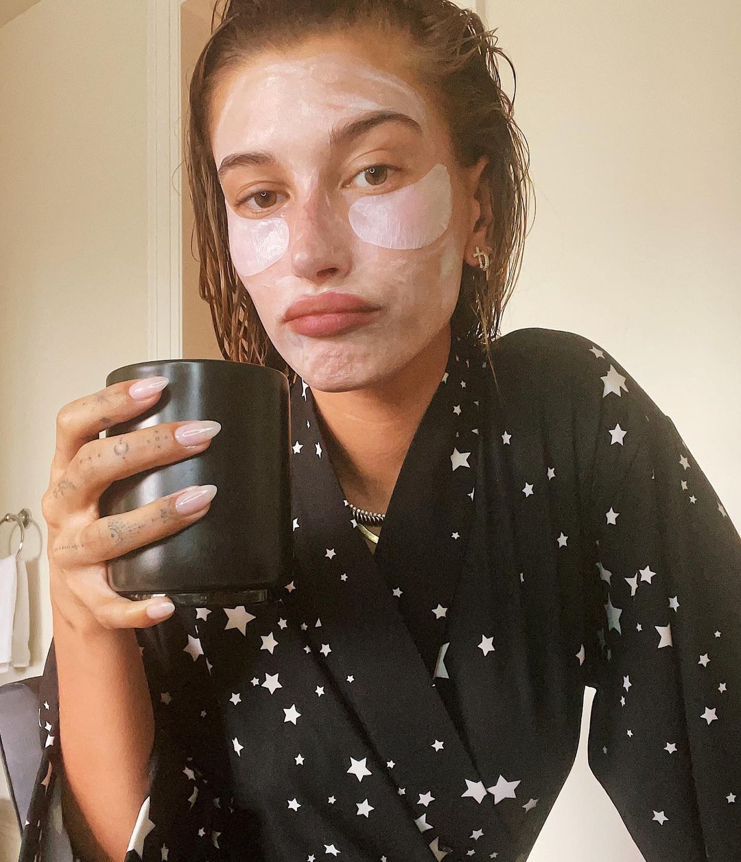 Glowy Skincare Routine Of Hailey Bieber