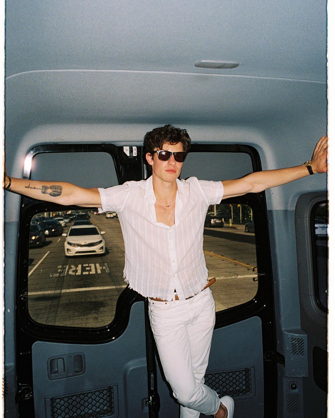 Shawn mendes white sales shirt