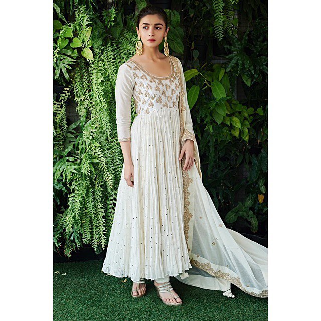Alia bhatt white anarkali suit top