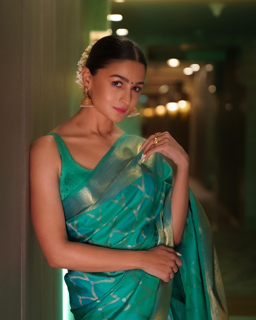9 Hairstyles By Alia Bhatt That You Can Recreate This Wedding Season |  WeddingBazaar