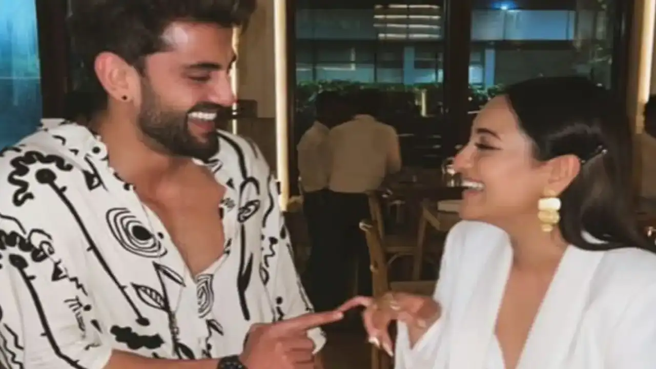 Sonakshi Sinha announces new music video Blockbuster with rumoured boyfriend Zaheer Iqbal; Asks ‘tayyar ho?’ Sonakshi Sinha announces new music video Blockbuster with rumoured boyfriend Zaheer Iqbal; Asks ‘tayyar ho?’