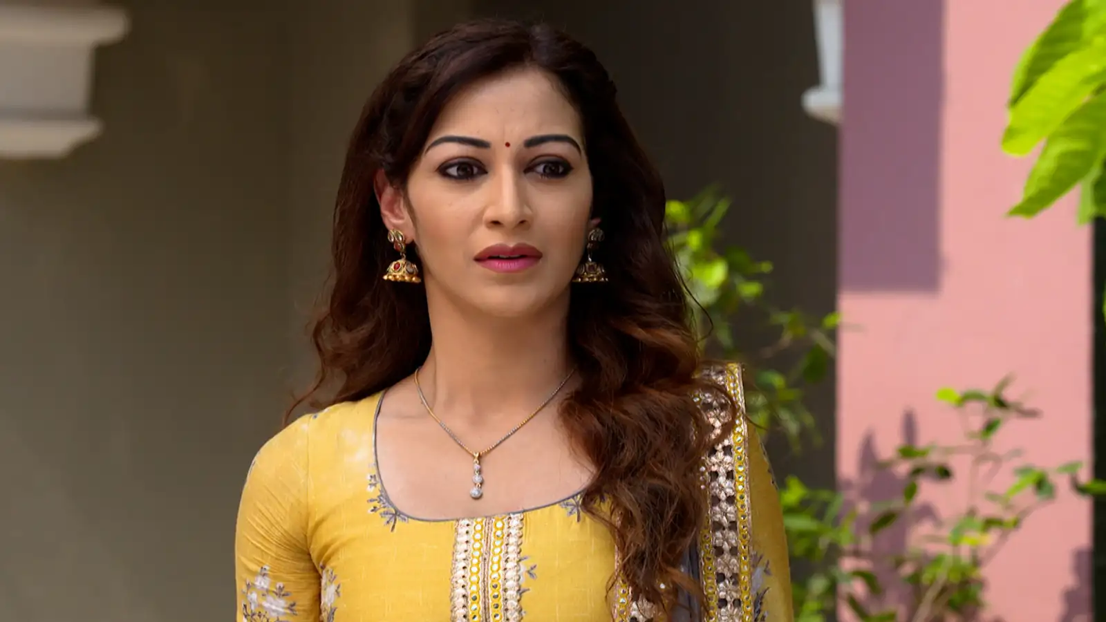 Taarak Mehta Ka Ooltah Chashmah, 12th September 2022, Written Update: Anjali cries during the celebration | PINKVILLA Taarak Mehta Ka Ooltah Chashmah, 12th September 2022, Written Update: Anjali cries during the celebration | PINKVILLA