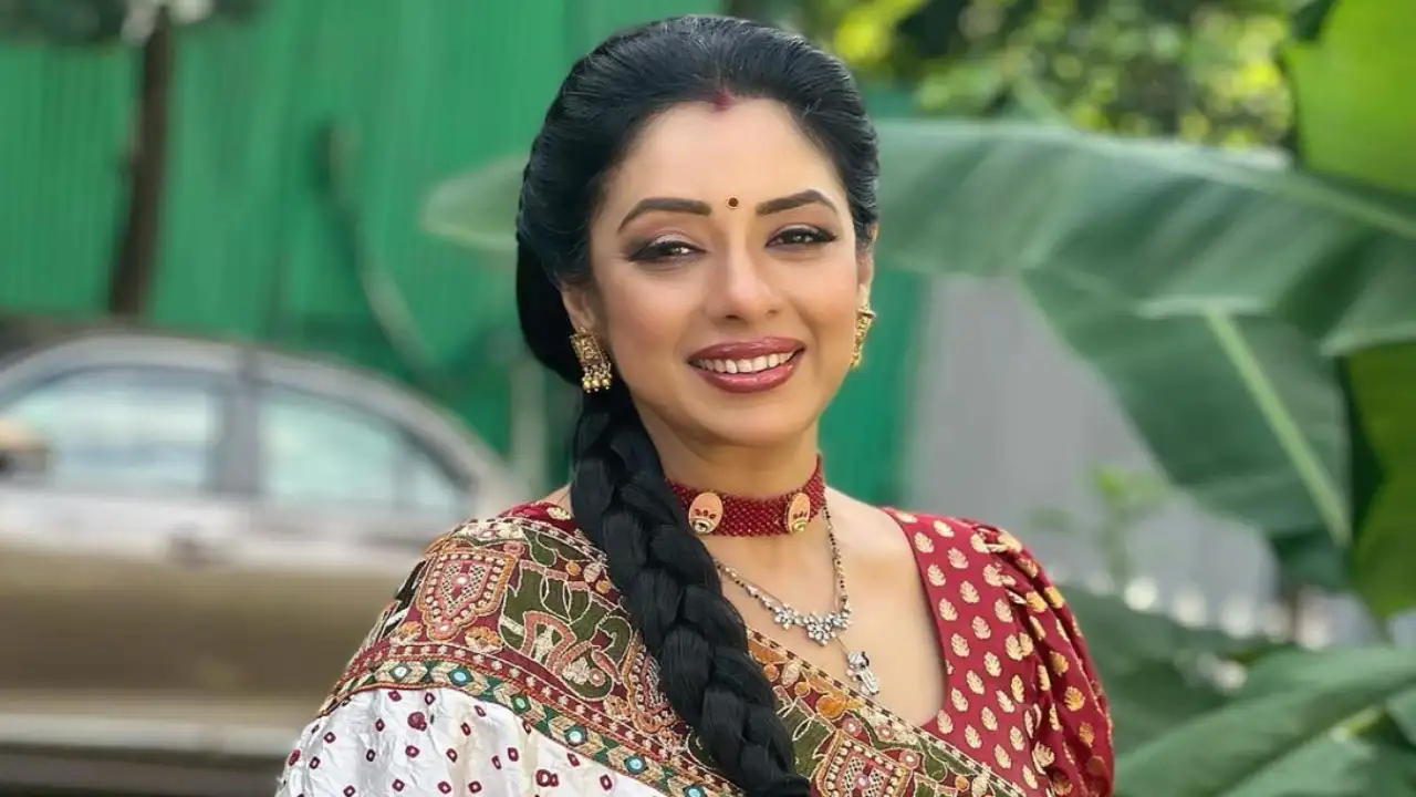 Anupamaa actress Rupali Ganguly is an epitome of elegance as she poses in a black printed saree; PICS Pic Credit: Rupali Ganguly Instagram
