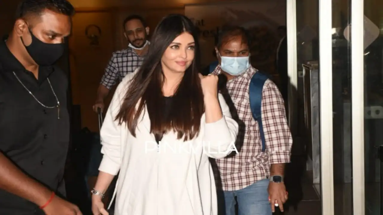 Aishwarya Rai Bachchan looks like a breath of fresh air as she gets clicked at airport; PICS Aishwarya Rai Bachchan