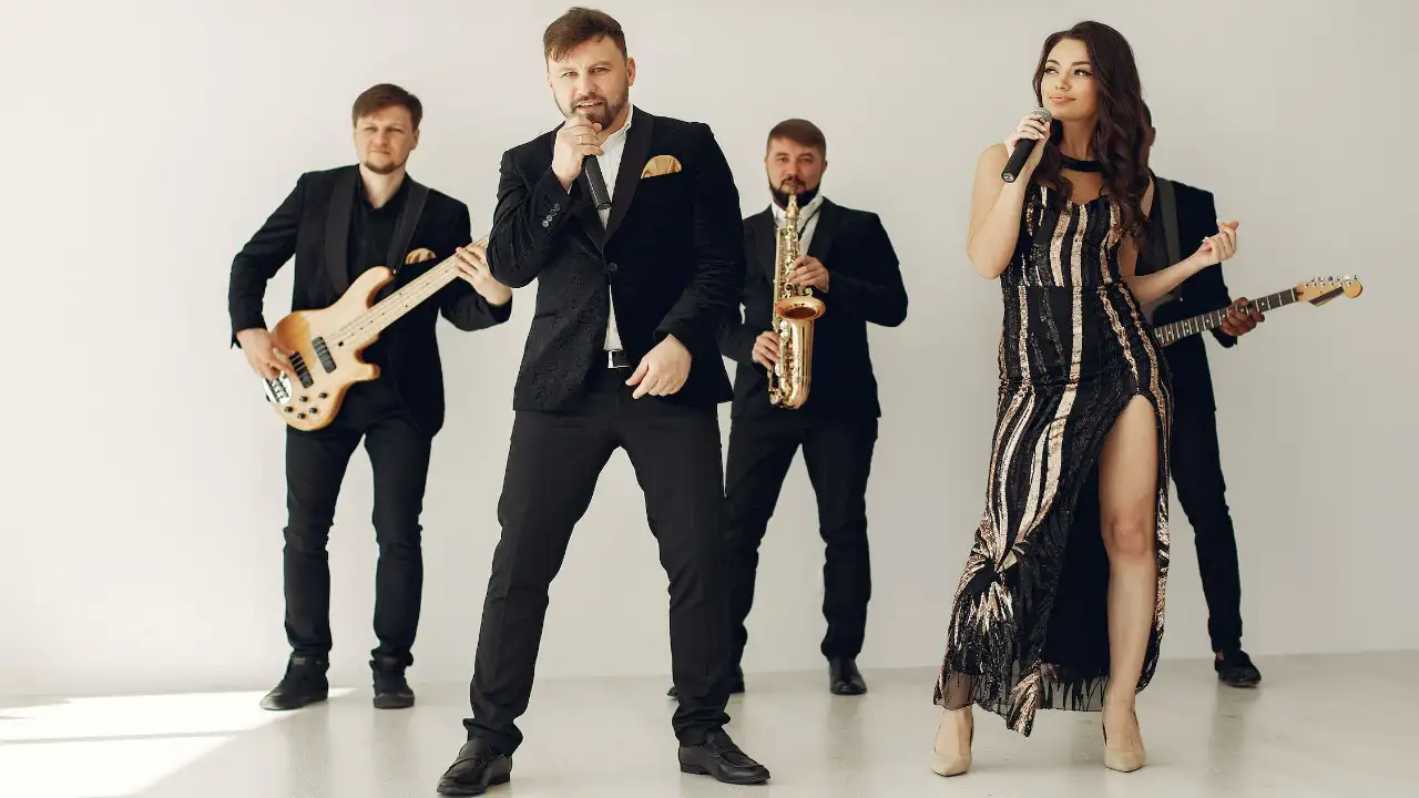 A band playing at the cocktail party Pexels