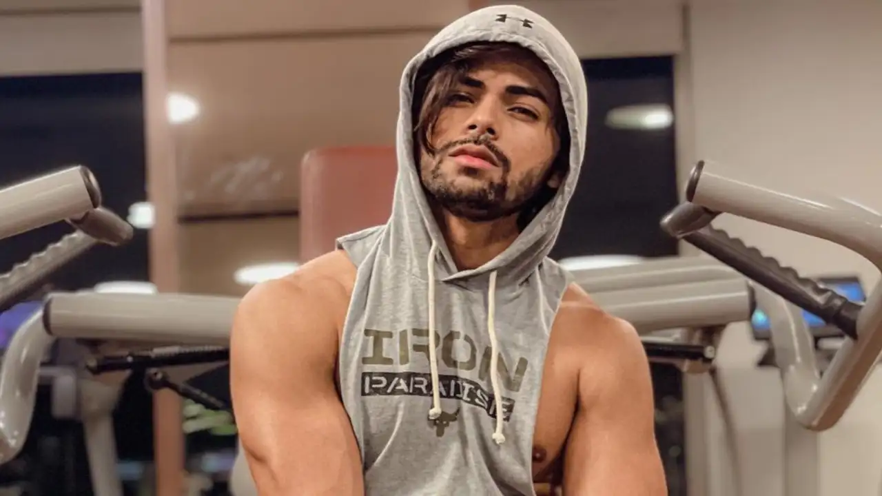 Happy Birthday Siddharth Nigam: 7 PICS of the Hero- Gayab Mode On actor that prove he is a fitness enthusiast | PINKVILLA Happy Birthday Siddharth Nigam: 7 PICS of the Hero- Gayab Mode On actor that prove he is a fitness enthusiast | PINKVILLA