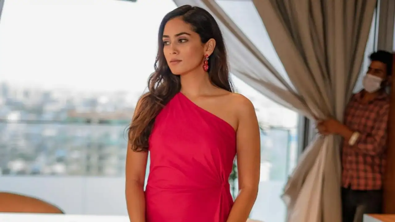 Guess Mira Rajput's favourite movie which stars actors like Rishi Kapoor, Dimple Kapadia and Farhan Akhtar Mira Rajput