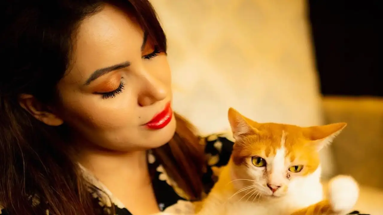 Munmun dutta love for pets Munmun dutta love for pets