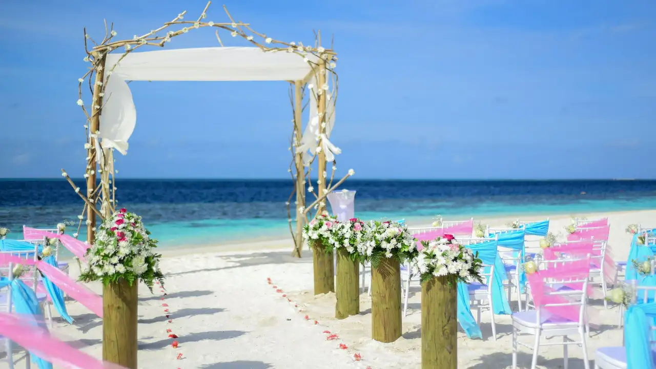 A beach mandap Pexels