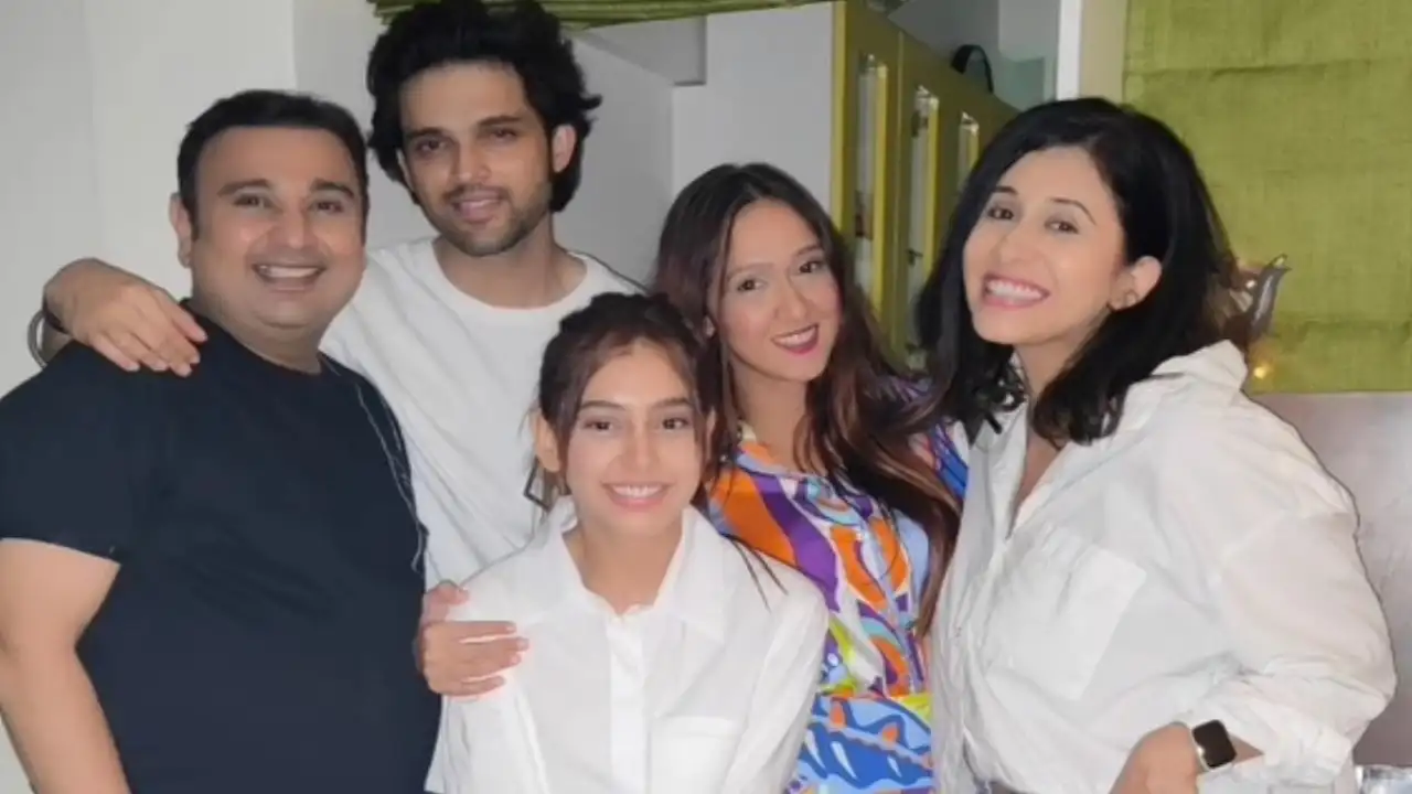 Mehul Nisar shares pic with Parth Samthaan, Niti Taylor, Kishwer and others Mehul Nisar shares pic with Parth Samthaan, Niti Taylor, Kishwer and others
