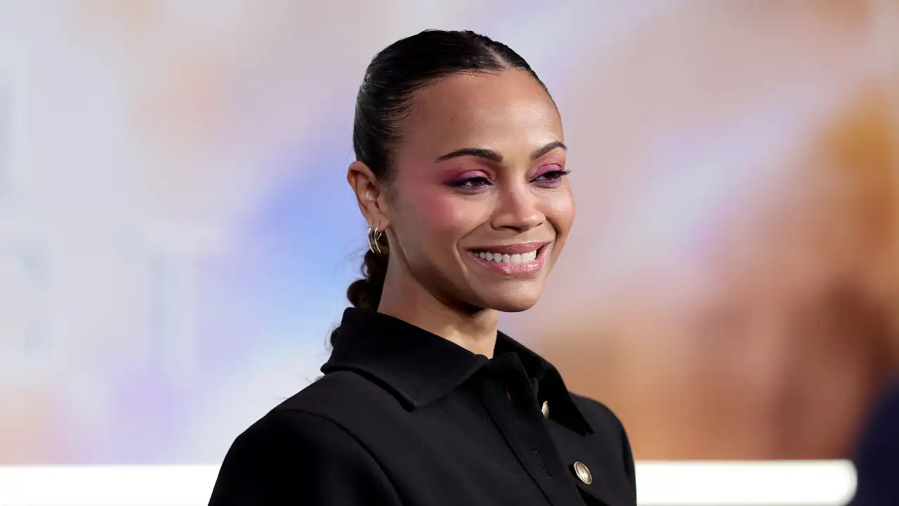 Zoe Saldana played Neytiri in Avatar. Zoe Saldana