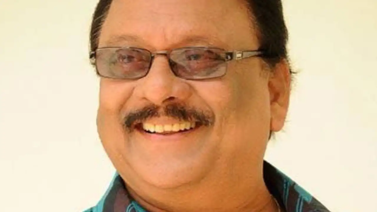 Krishnam Raju passes away: Chiranjeevi, Mahesh Babu, Jr NTR and others pay tribute to the Rebel star | PINKVILLA Krishnam Raju passes away: Chiranjeevi, Mahesh Babu, Jr NTR and others pay tribute to the Rebel star | PINKVILLA