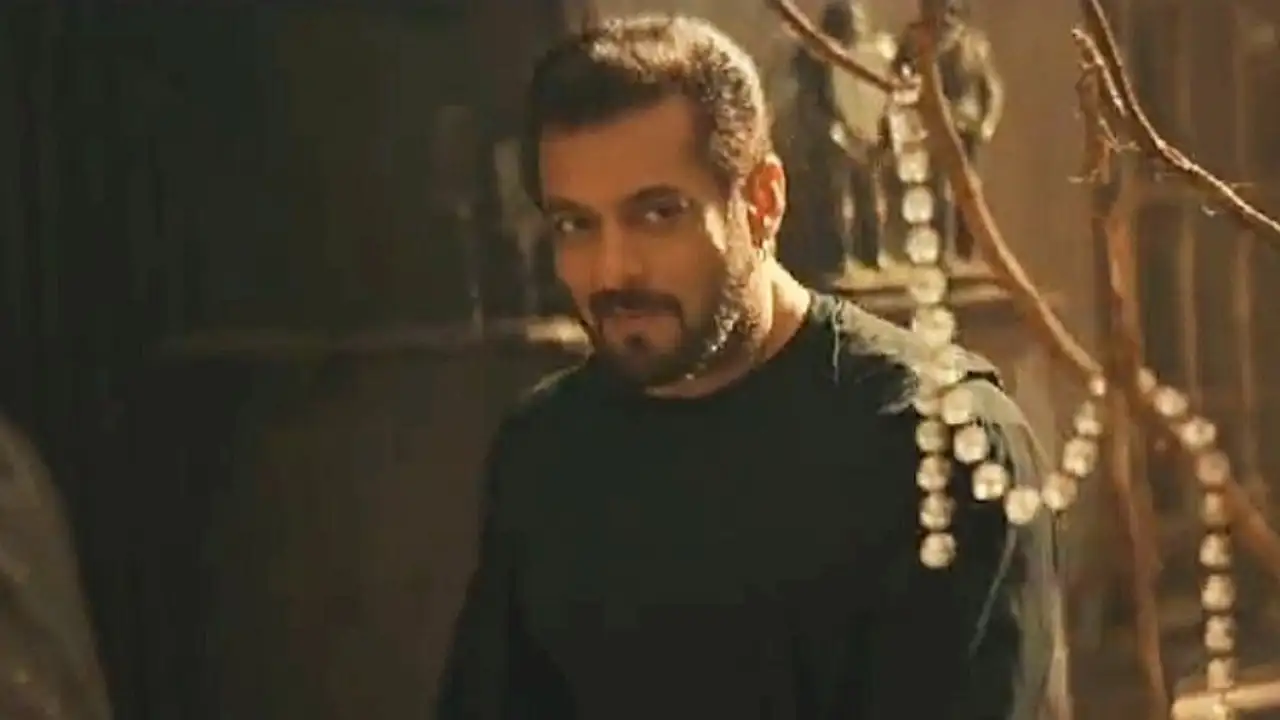 Salman Khan in BB16 Salman Khan in BB16