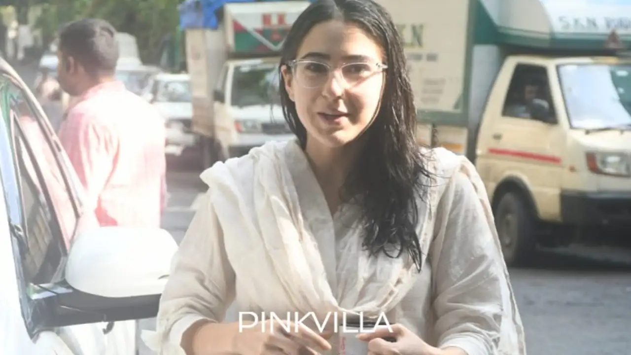 Sara Ali Khan glows in a white ethnic outfit, gets spotted on a shooting location in the city; PICS Sara Ali Khan glows in a white ethnic outfit, gets spotted on a shooting location in the city; PICS