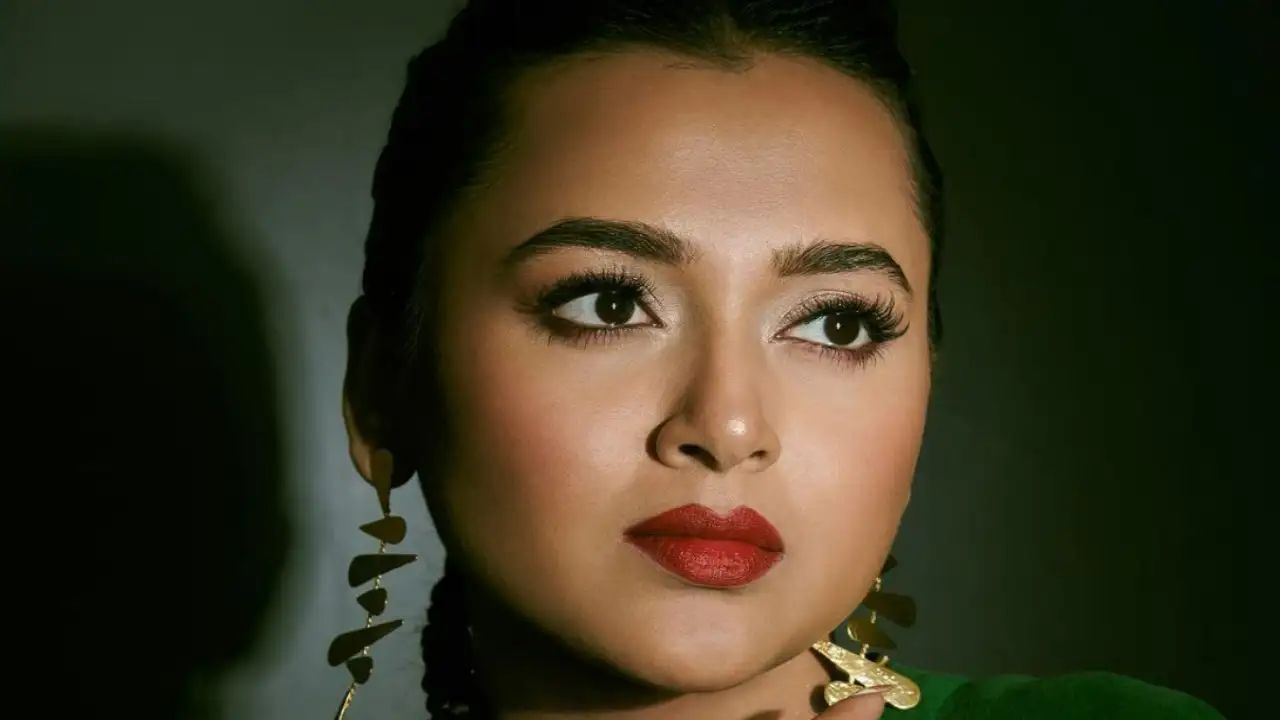Tejasswi Prakash says strength comes from an indomitable will as she treats fans to stunning PHOTOS Tejasswi Prakash