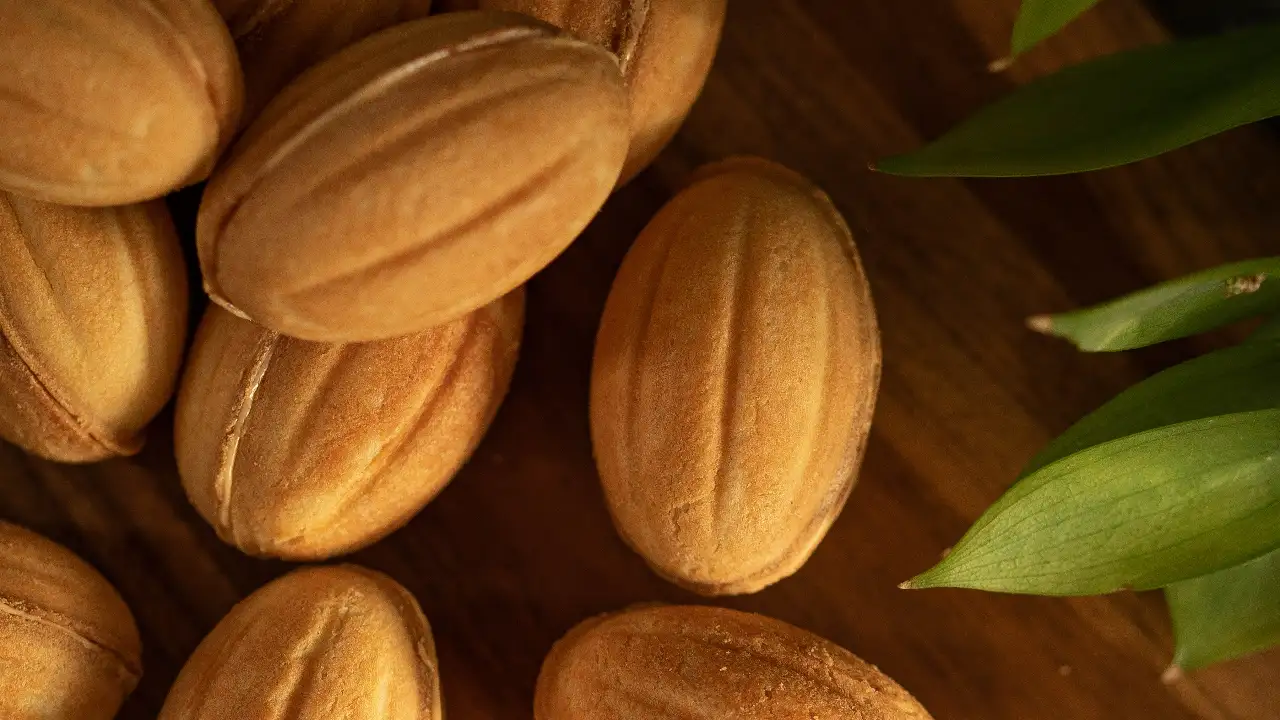 Buttery and crumbly cookies Pexels
