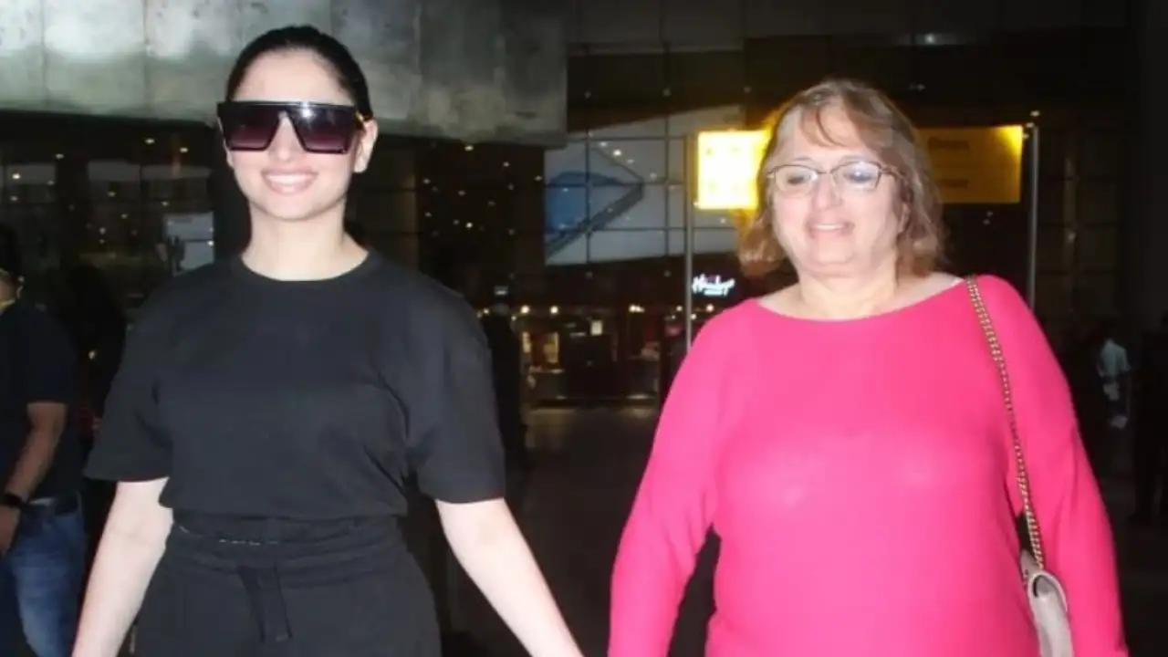 Tamannaah Bhatia at Mumbai airport Manav Manglani