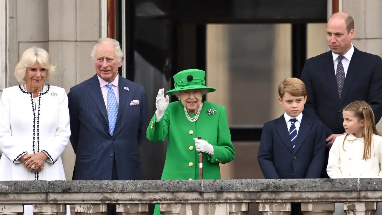 883674356 queen elizabeth funeral 1280*720