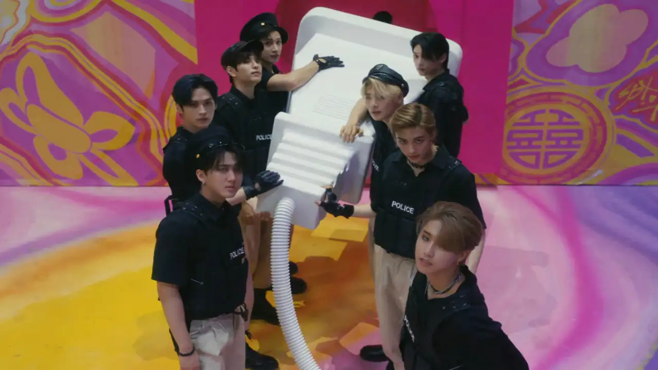 Stills from the ‘CASE 143’ MV Stills from the ‘CASE 143’ MV; Picture Courtesy: JYP Entertainment