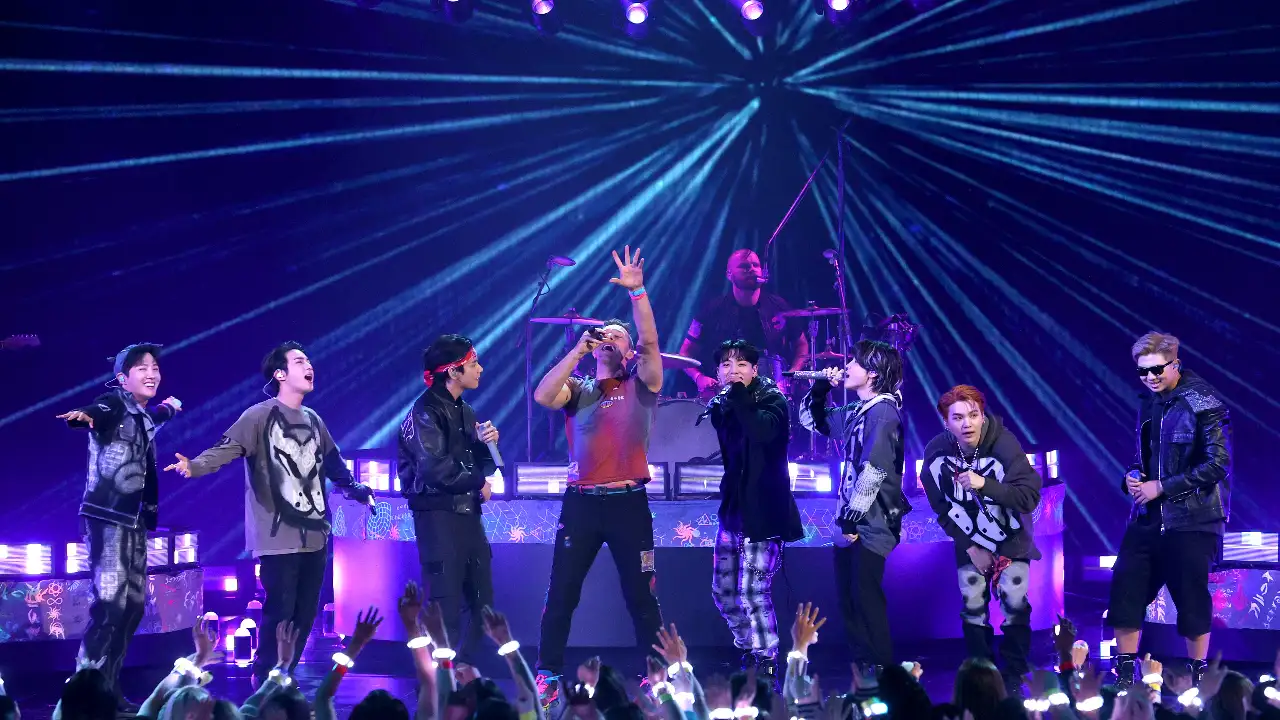 BTS performing with Coldplay BTS performing with Coldplay