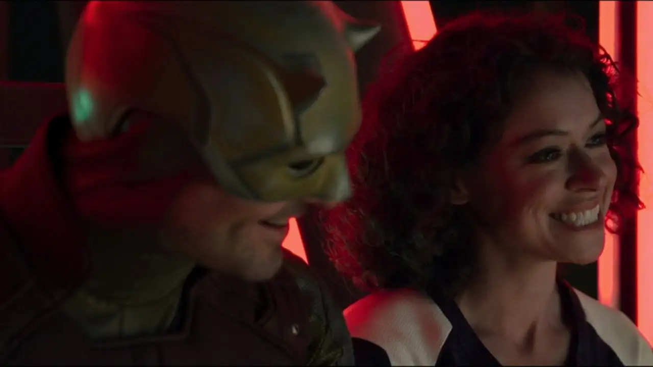 Tatiana Maslany as She-Hulk/Jennifer Walters and Charlie Cox as Daredevil/Matt Murdoch in She-Hulk: Attorney at Law. Disney+Hotstar