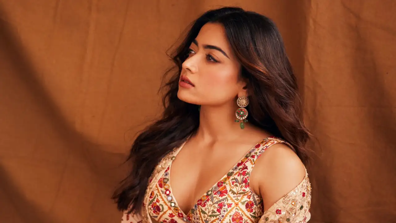 Rashmika Mandanna has something to say about the North Vs South debate in terms of language barrier. Rashmika Mandanna's Twitter handle