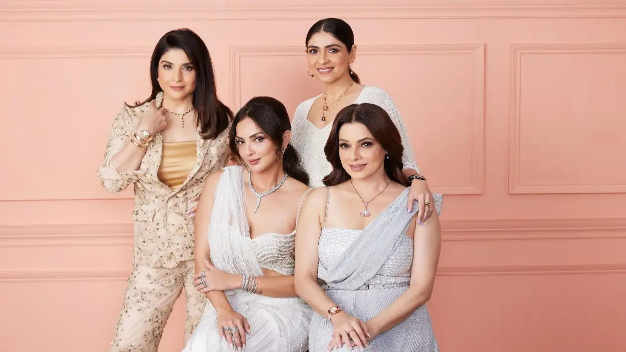 Spotted on the Bollywood wives, the most exquisitely crafted High Jewelry from Bvlgari exude sheer glamour Spotted on the Bollywood wives, the most exquisitely crafted High Jewelry from Bvlgari exude sheer glamour