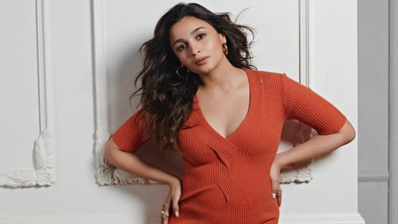 Picture courtesy: Alia Bhatt Instagram Alia Bhatt looks all things stylish in this bodycon outfit
