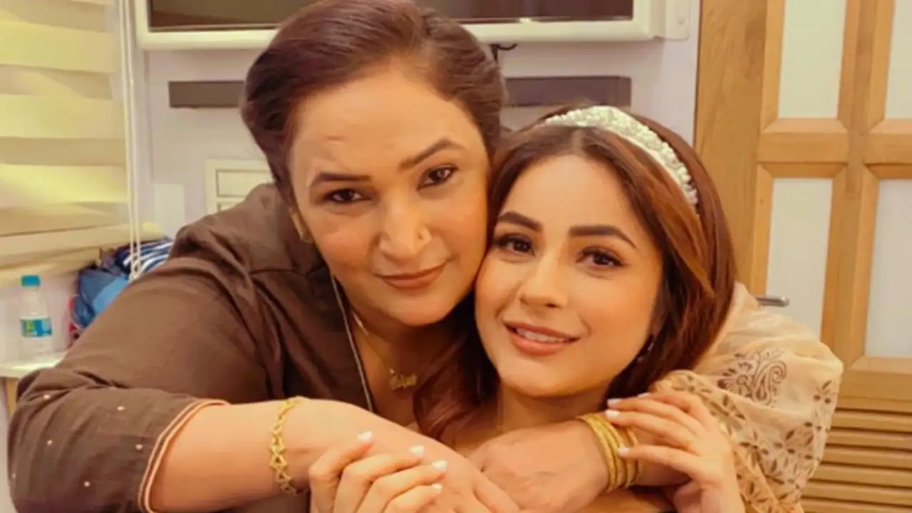 THIS is how Shehnaaz Gill spends time with her mom, fans call them 'cuties'