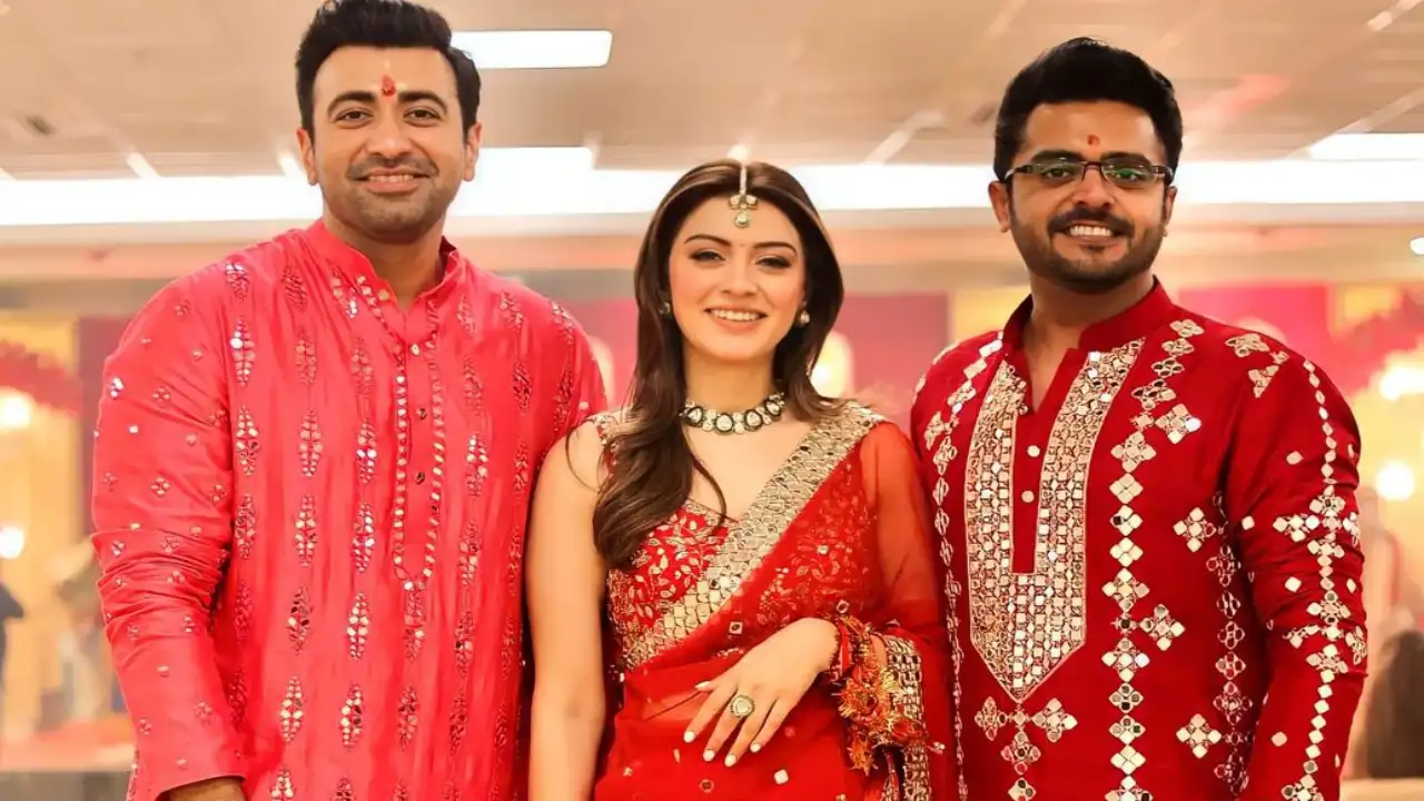 INSIDE PICS: Hansika Motwani and Sohael Khaturiya celebrate their first pre- wedding ceremony in Mumbai | PINKVILLA