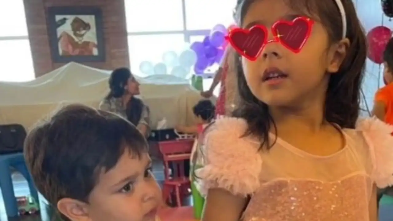 Jeh Ali Khan and Inaaya Naumi Kemmu. Pic credit: Saba Pataudi Instagram Jeh Ali Khan and Inaaya Naumi Kemmu