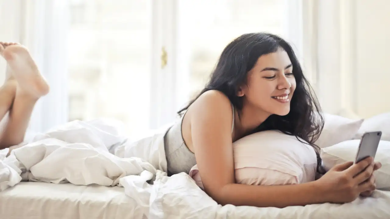 Top 51 Long Distance Relationship Quotes To Send Your Beloved Pinkvilla