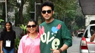 ALL the "MaNan" fans, your favourite show Kaisi Yeh Yaariaan is back with Season 4!