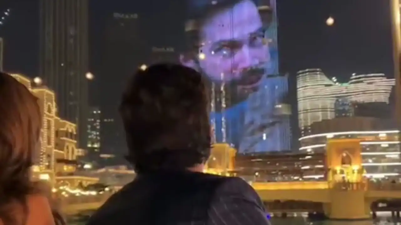 Varun Dhawan, Kriti Sanon feel excited as the trailer of Bhediya gets projected on Burj Khalifa; WATCH
