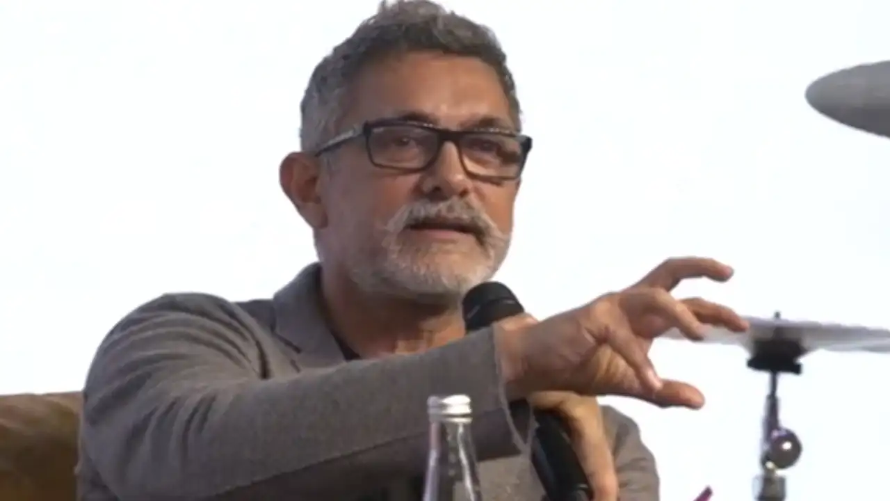Aamir Khan sports grey hair and beard at Delhi event, says he has been  'lost' in work for 35 years; Video | PINKVILLA