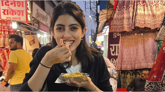 Navya Naveli Nanda gorges on chaat in Bhopal, gets a haircut; Fans laud her ‘simplicity’- PICS