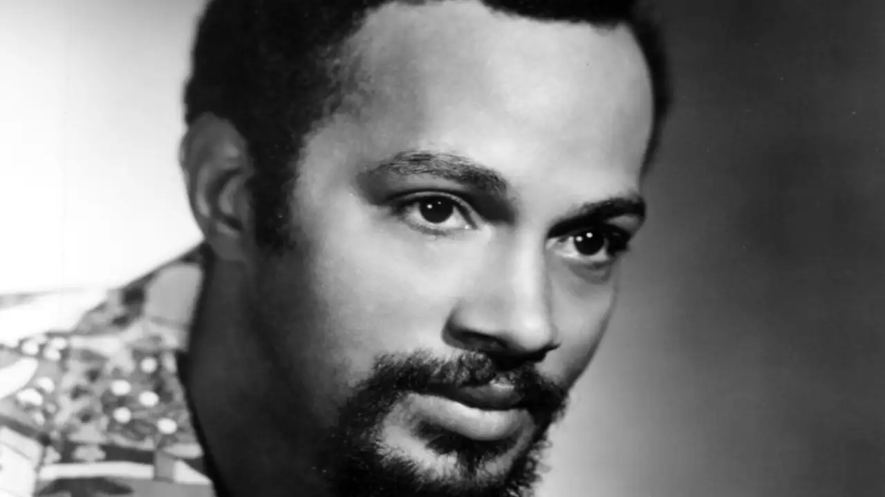 Thom Bell, the Philadelphia soul pioneer passes away at 79. Have a look at the details of his memorable journey below. Twitter