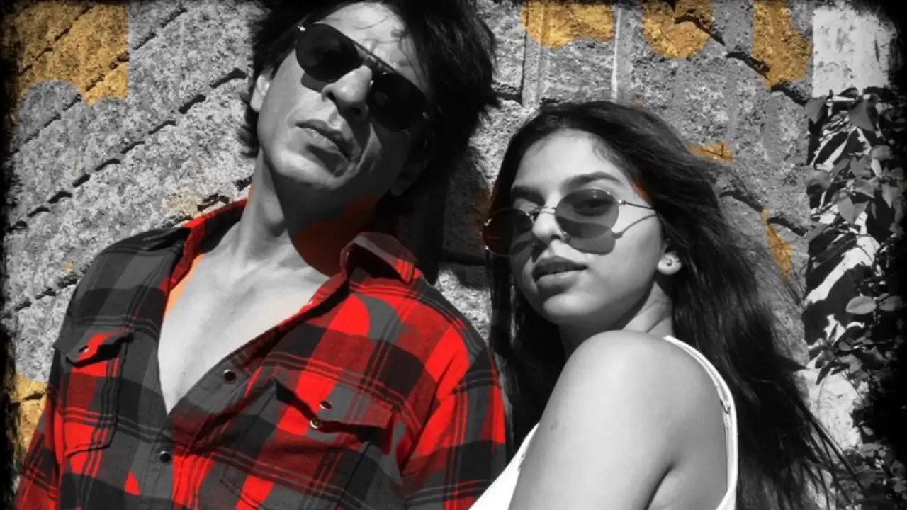 Shah Rukh Khan reveals what he wrote in the journal gifted to Suhana Khan; Throwback video goes VIRAL Shah Rukh Khan reveals what he wrote in the journal gifted to Suhana Khan; Throwback video goes VIRAL