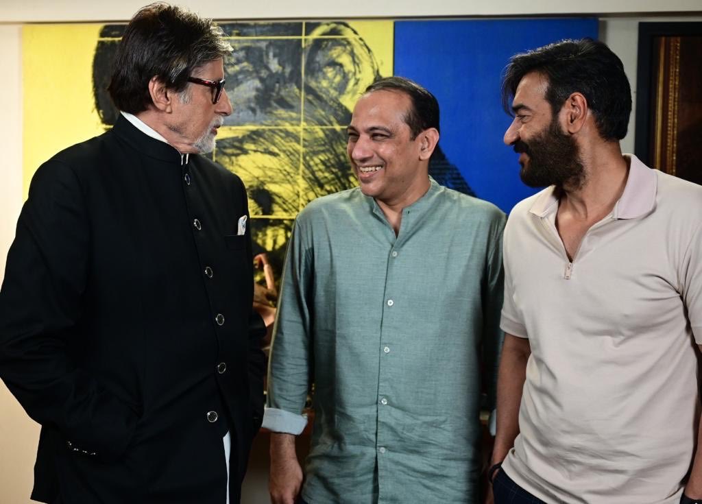 Parag Desai ile Amitabh Bachchan ve Ajay Devgn