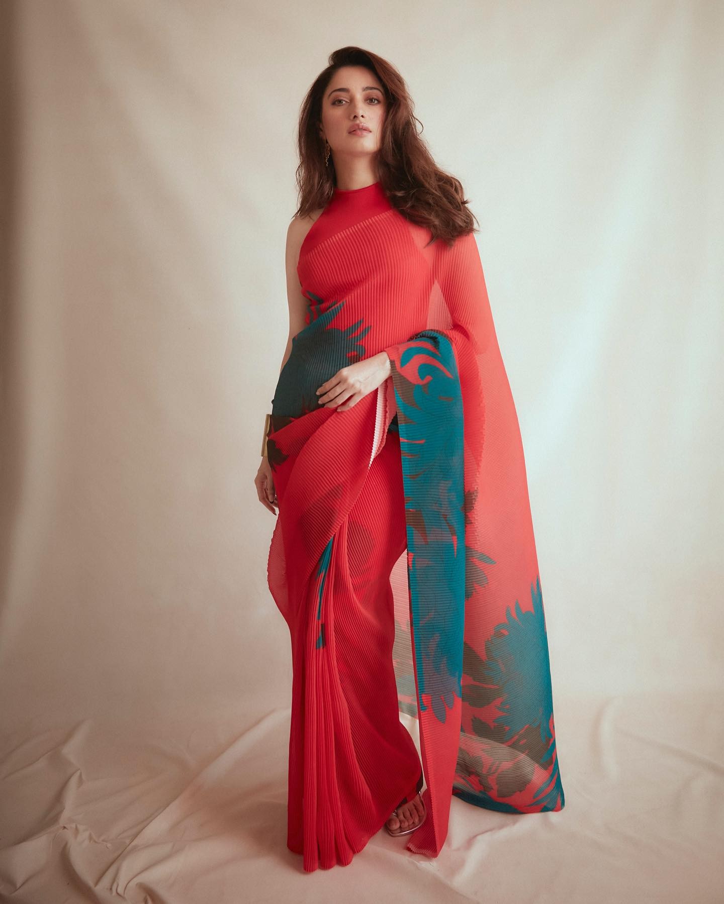 Payal Khandwala saree สีแดงของ Tamannaah Bhatia