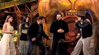 Bigg Boss 16 promo: Salman Khan pulls Ranveer Singh’s leg during a fun game; WATCH