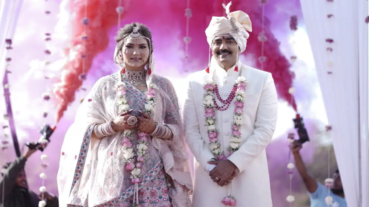 Image Source: Kamna Pathak Team Kamna Pathak, Sandeep Shridhar, Kamna wedding