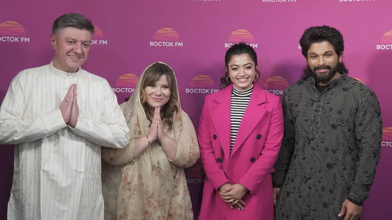 Pushpa: The Rise: Allu Arjun rocks ethnic wear as he promotes the blockbuster in Russia with Rashmika Mandanna Pushpa: The Rise: Allu Arjun in Russia with Rashmika Mandanna