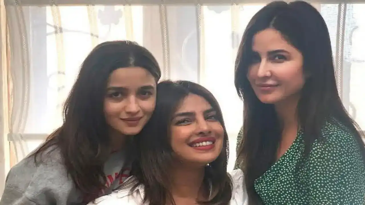 Katrina Kaif, Alia Bhatt and Priyanka Chopra in Top 10 on Google's Most Searched Asian 2022; See full list Katrina Kaif, Alia Bhatt and Priyanka Chopra in Top 10 on Google's Most Searched Asian 2022; See full list