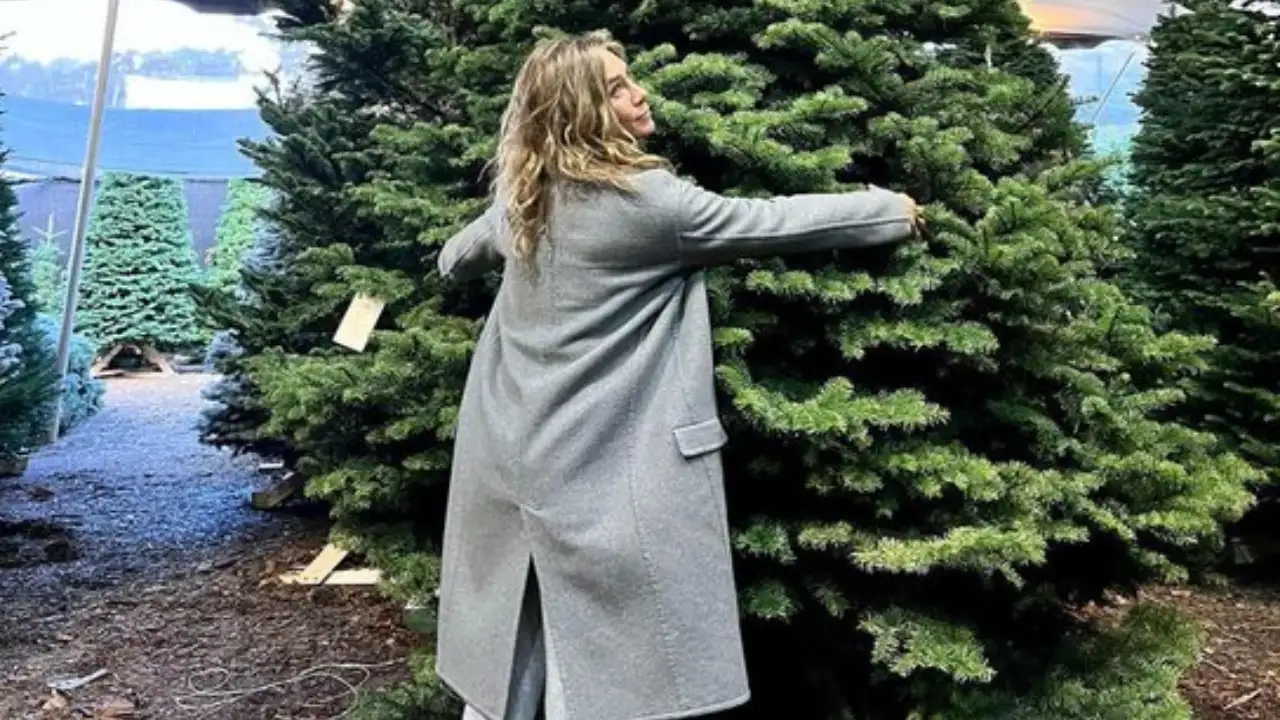Jennifer Aniston shared a bunch of cute pictures on Thursday wherein she can be seen prepping up for Christmas festivities. Jennifer Aniston's Instagram handle