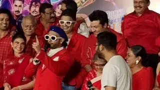 ‘Pinkvilla se…..taaliyaan!’ Ranveer Singh praised Pinkvilla at ‘Cirkus’ trailer launch! 